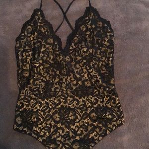 Lace body suit
